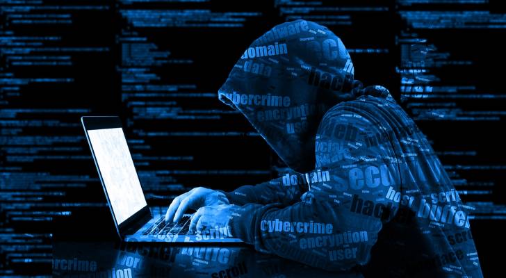 تحذير من صفحات وهمية تمنح قروضاً مغرية وتنصب على المواطنين