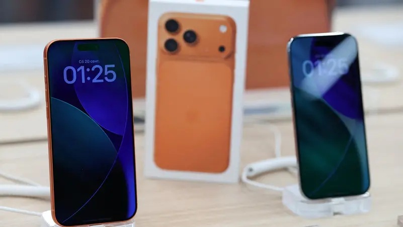 أبل لن تطلق هاتف آيفون 18 في 2026