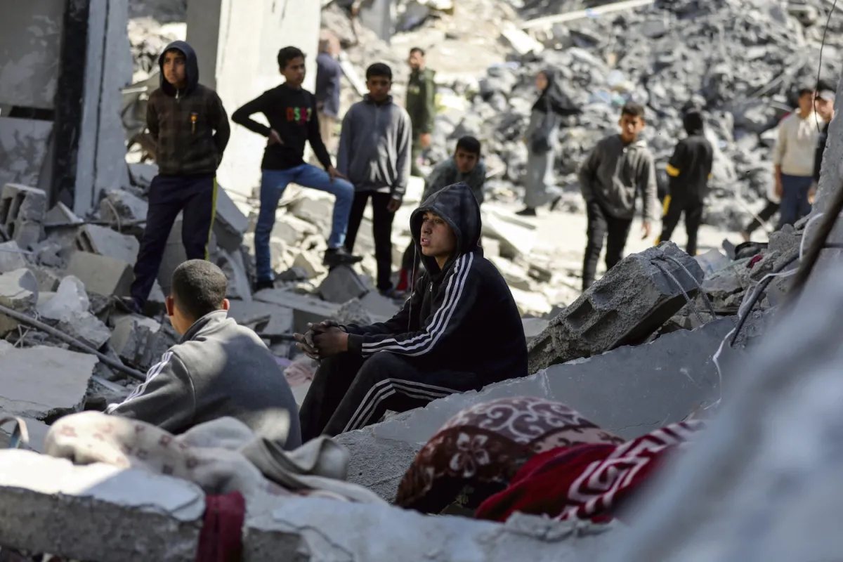 استشهاد فلسطيني وإصابة شقيقه برصاص الاحتلال شرقي غزة