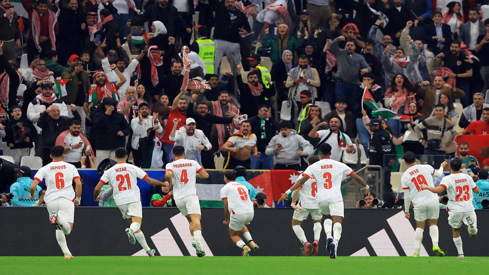 نجوم عرب يشيدون بتألق النشامى في كأس العرب