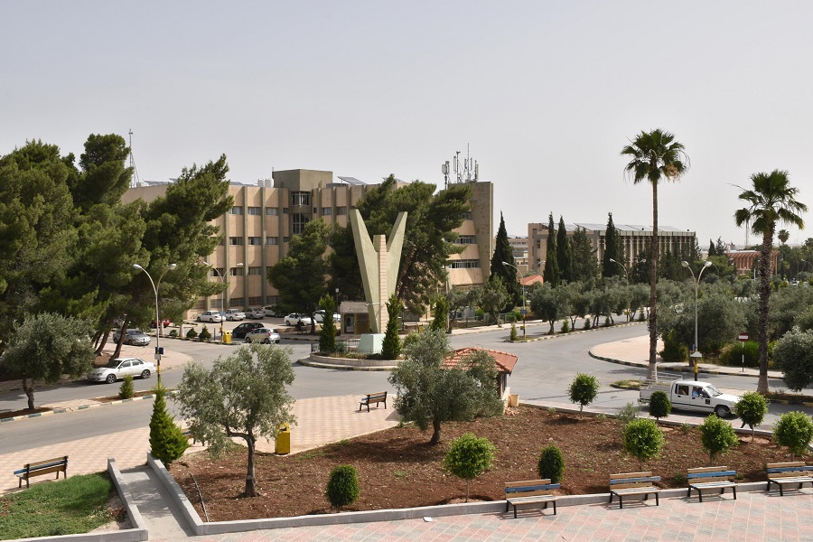 مذكرة تفاهم بين اليرموك وجائزة الحسن للشباب