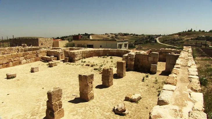 بلدية رحاب تتسلّم ملف ترشيحها لقائمة التراث العالمي