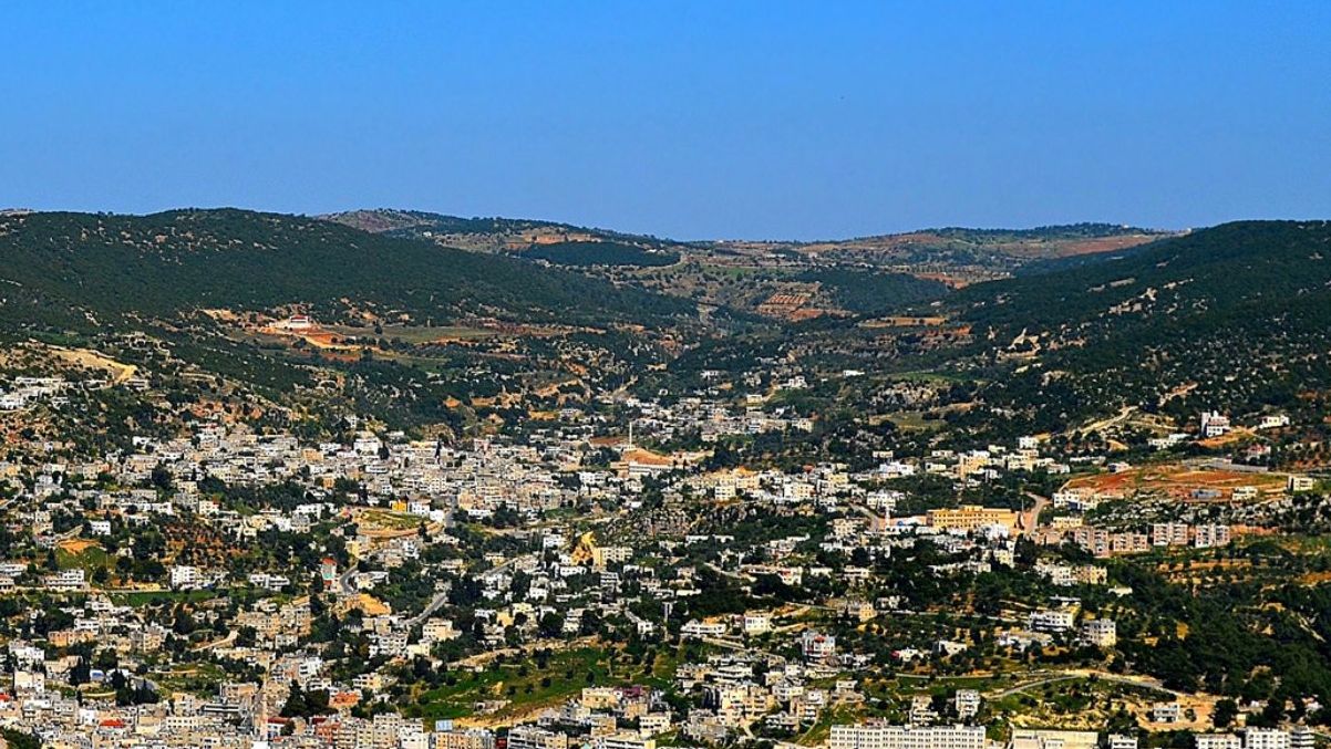 عجلون: دعوات لتعزيز مشاركة الشباب وتمكينهم بالحياة السياسية