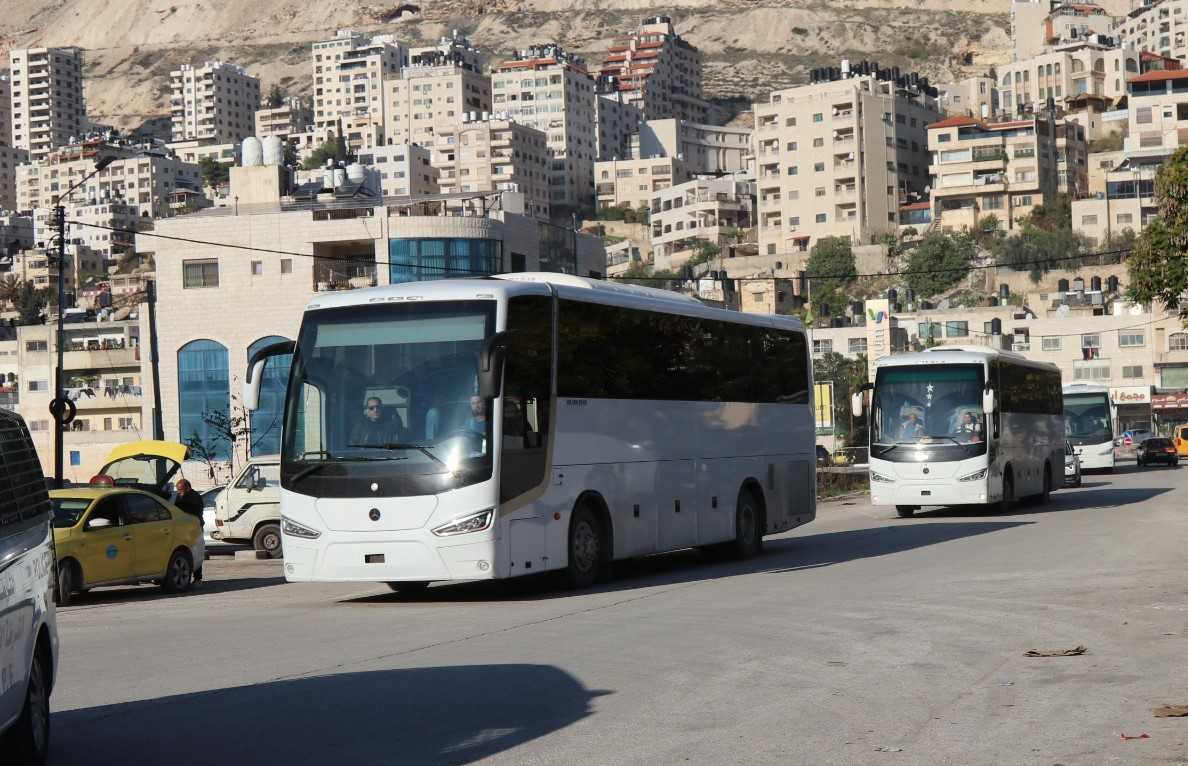 صول طواقم المستشفى الميداني الأردني نابلس