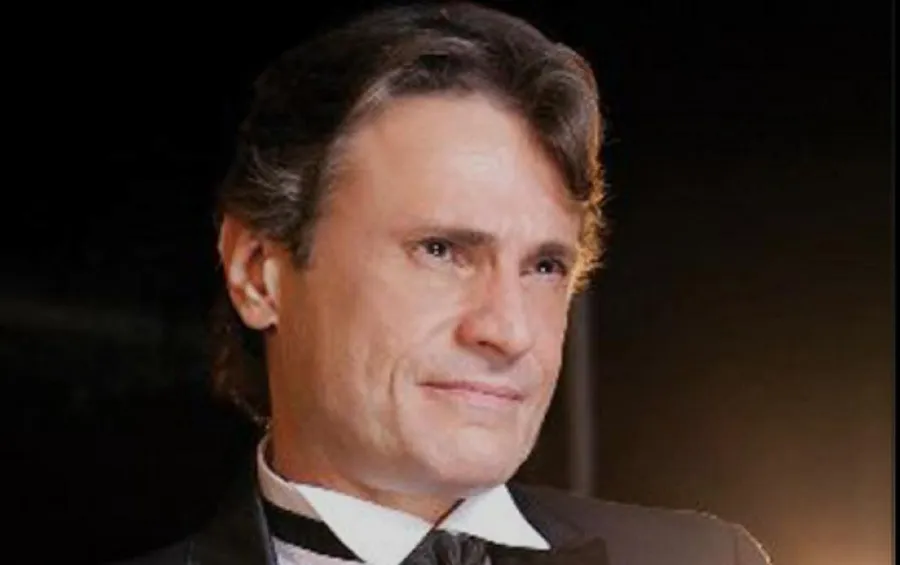 وفاة الفنان اللبناني وليد العلايلي