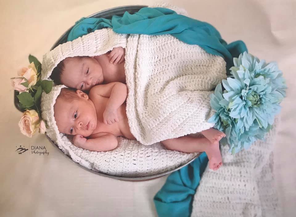 عائلة الرواشدة تهنئ د. إبراهيم الرواشدة بقدوم التوأم 