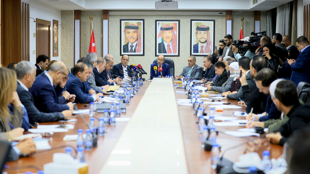 مالية النواب تناقش موازنة وزارة الخارجية ودائرة الشؤون الفلسطينية