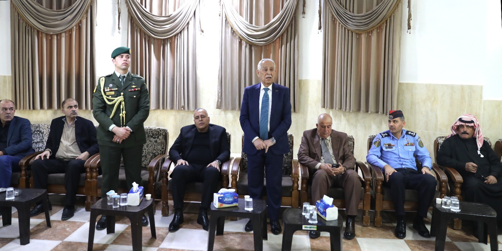 العيسوي يعزي عشائر العجولين والشوابكة والمساعدة