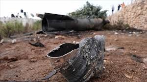 سقوط شظايا في منطقة العالمية بالعقبة دون وقوع إصابات  ..  فيديو 