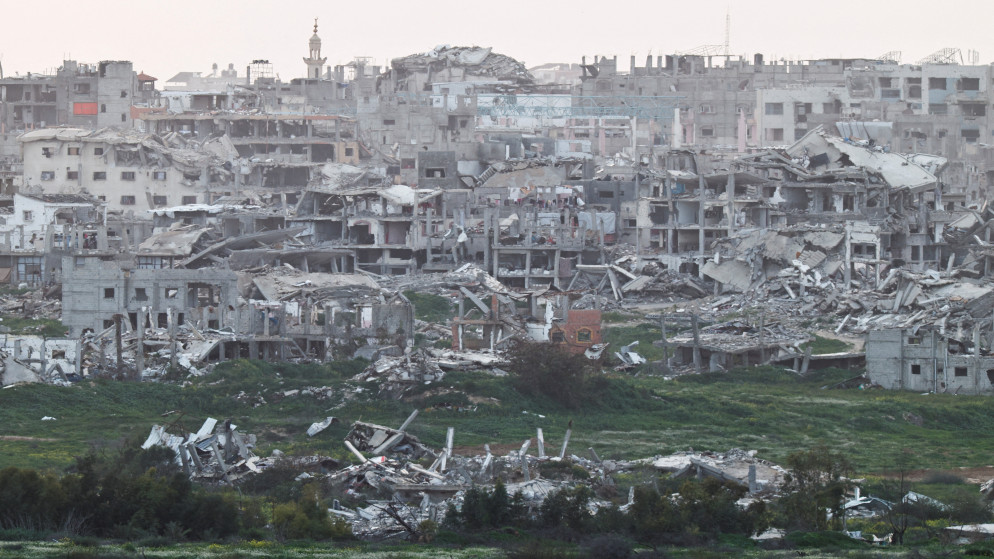 عباس يدعو إسرائيل إلى رفع المعوقات أمام اتفاق غزة