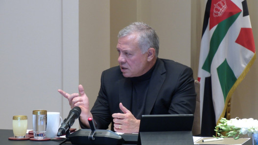 الملك يشدد على ضرورة وقف الاعتداءات الإيرانية والاحتكام للدبلوماسية