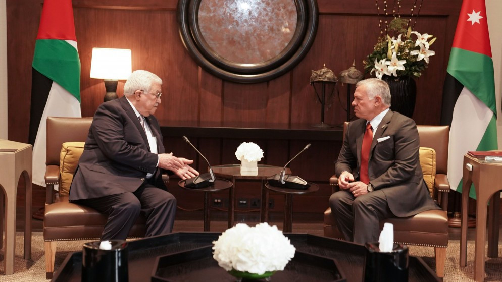 الملك يتلقى اتصالاً هاتفياً من الرئيس الفلسطيني