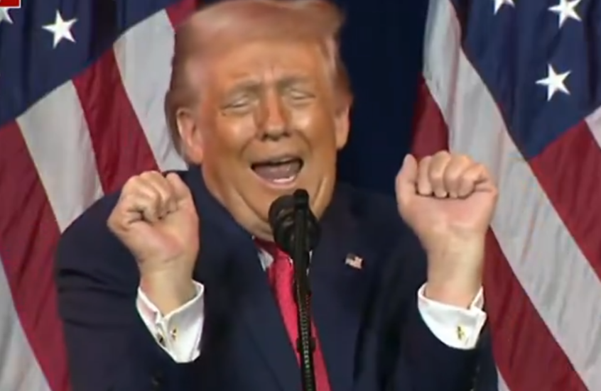 ترامب يسخر من رافعي الأثقال المتحولين جنسياً 