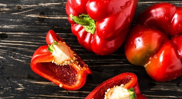 5 أسباب تجعلك تتناول الفلفل الأحمر يومياً