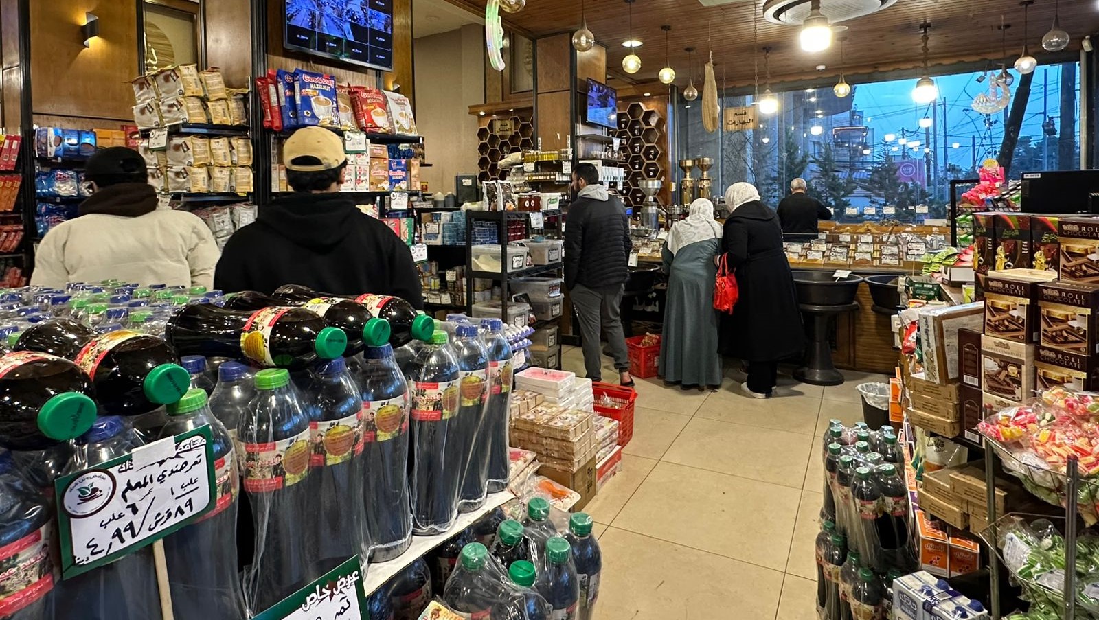 ارتفاع وتيرة التسوق في إربد قبيل رمضان 