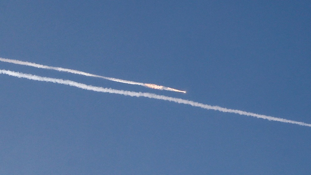 الجيش الإسرائيلي يعترض صواريخ أطلقت من إيران