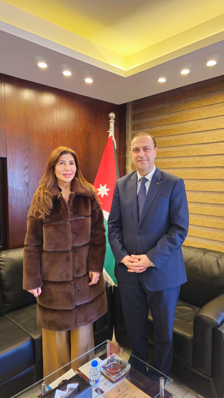 الاتصال الحكومي ورئيسة جوائز إيلارا يبحثان آفاق التعاون