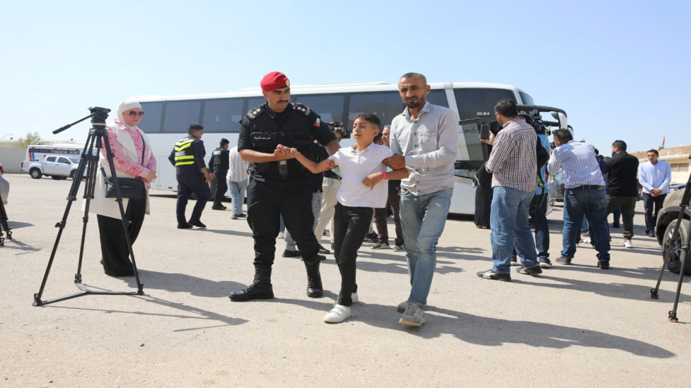 خلال عام ..  نقل 635 طفلاً من غزَّة إلى الأردن للعلاج