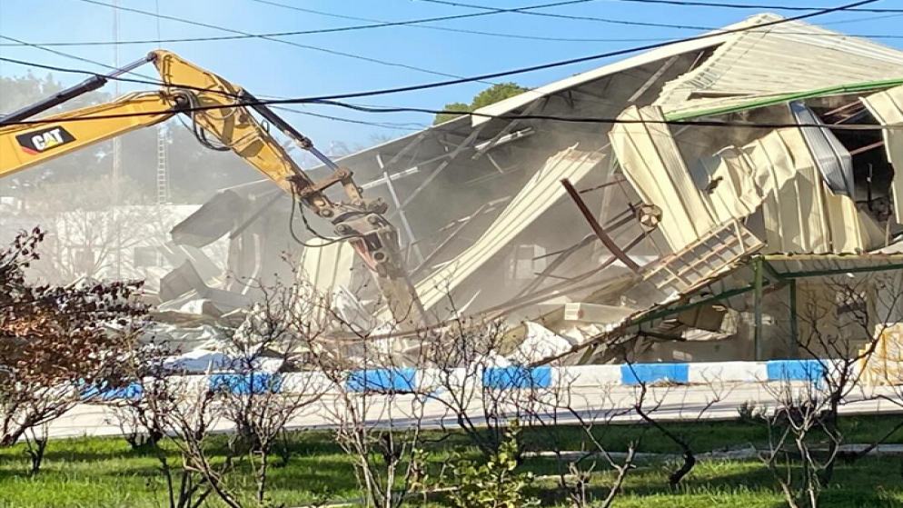 الاحتلال يهدم منشآت داخل مقر الأونروا في حي الشيخ جراح