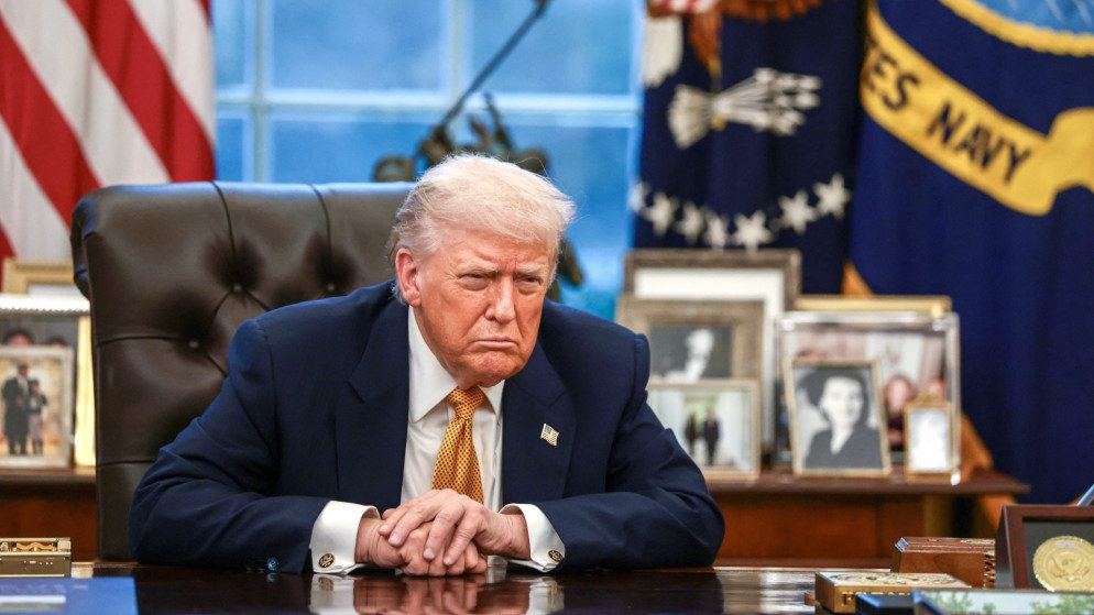 أكسيوس: ترامب يأخذ مزيدًا من الوقت للتفكير بشأن إيران