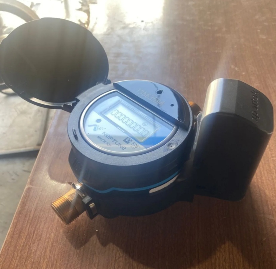 مواطنون يشتكون من القراءات التقديرية لعدادات المياه