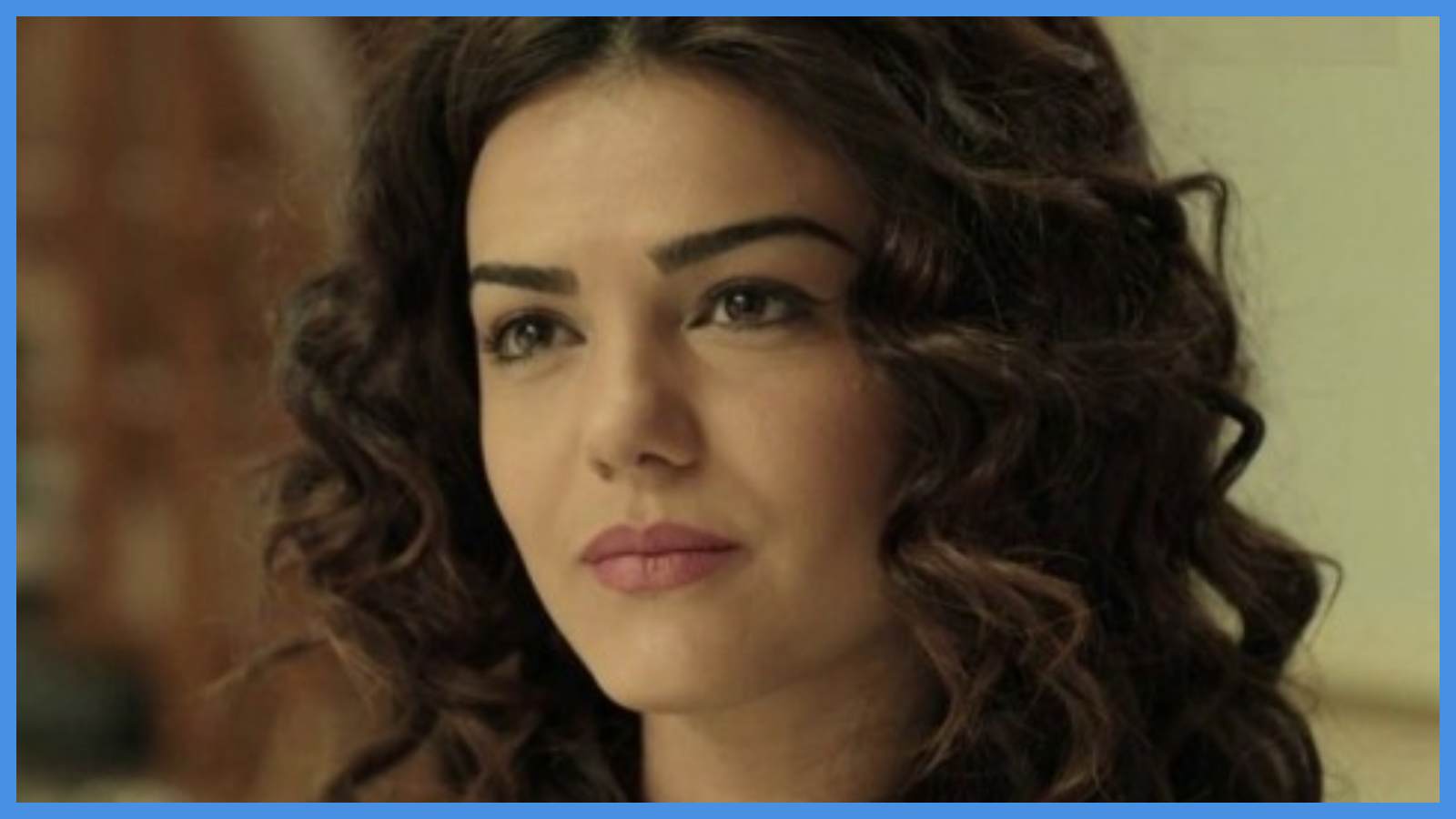 دانا مارديني تنهار إثر تسريبات الأسد ..  شاهد