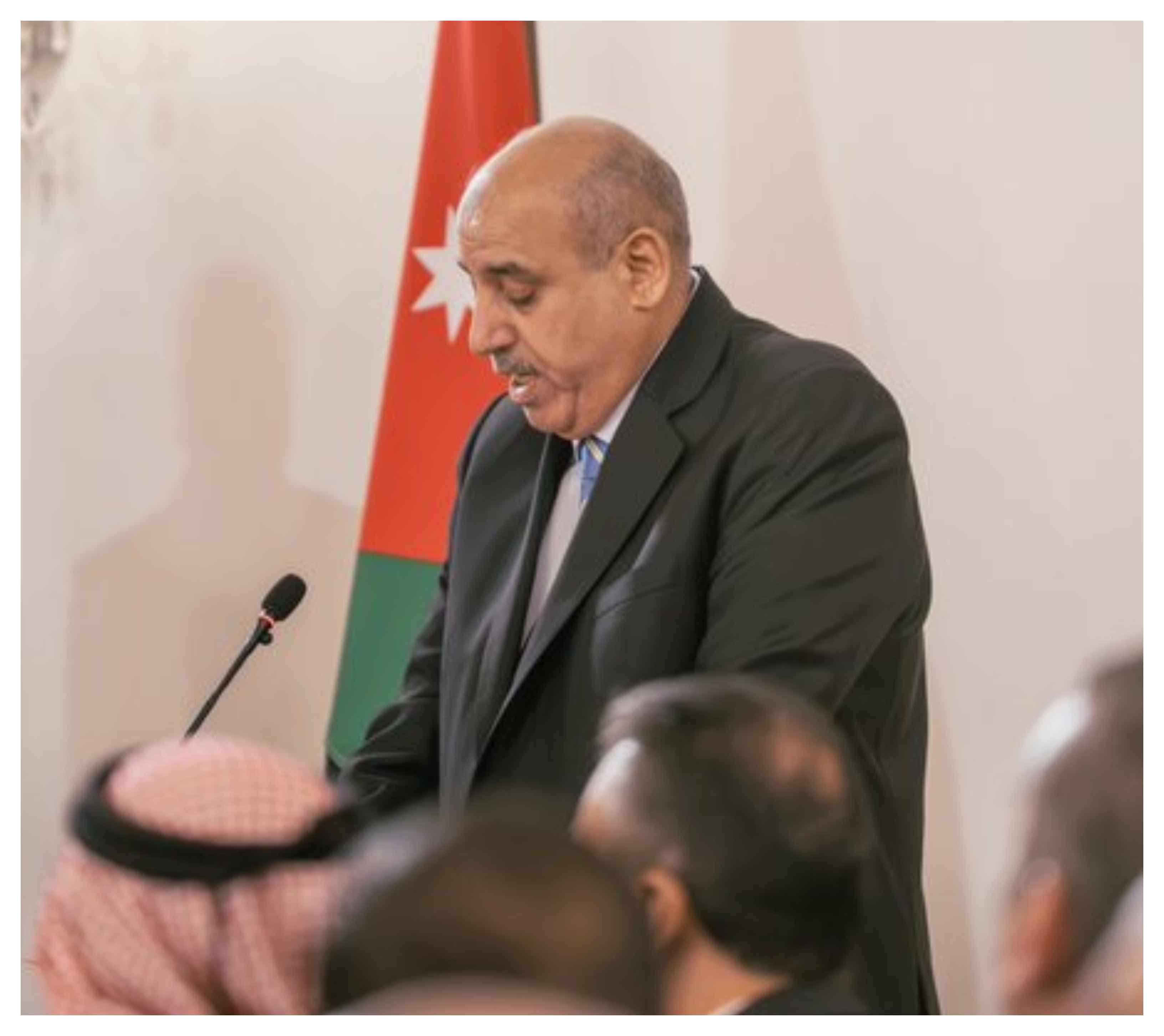  القاضي: الوطن فوق كل المصالح الضيقة