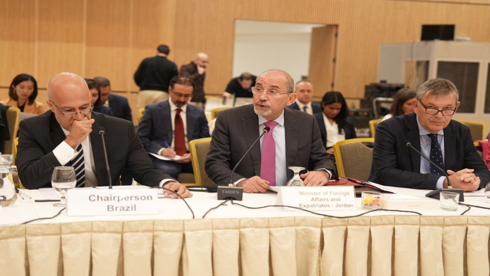 الصفدي يحذر من استهداف إسرائيل للأونروا: محاولة لتصفية قضية اللاجئين