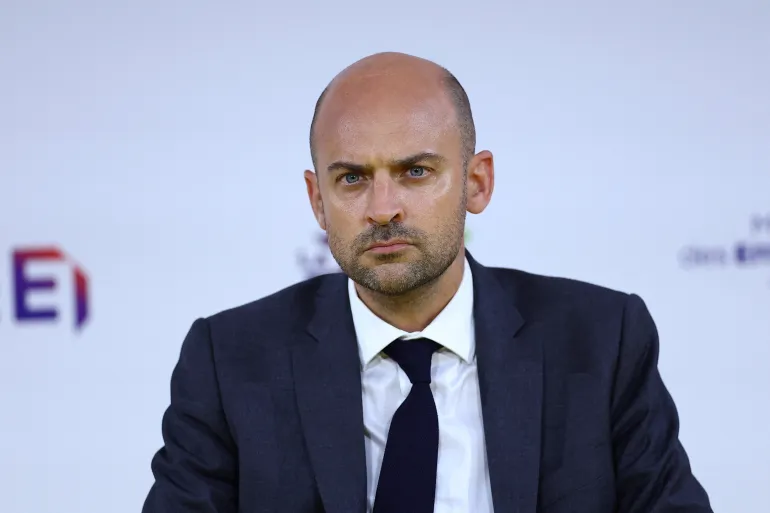 فرنسا تدين انتهاك إسرائيل وقف إطلاق النار بغزة