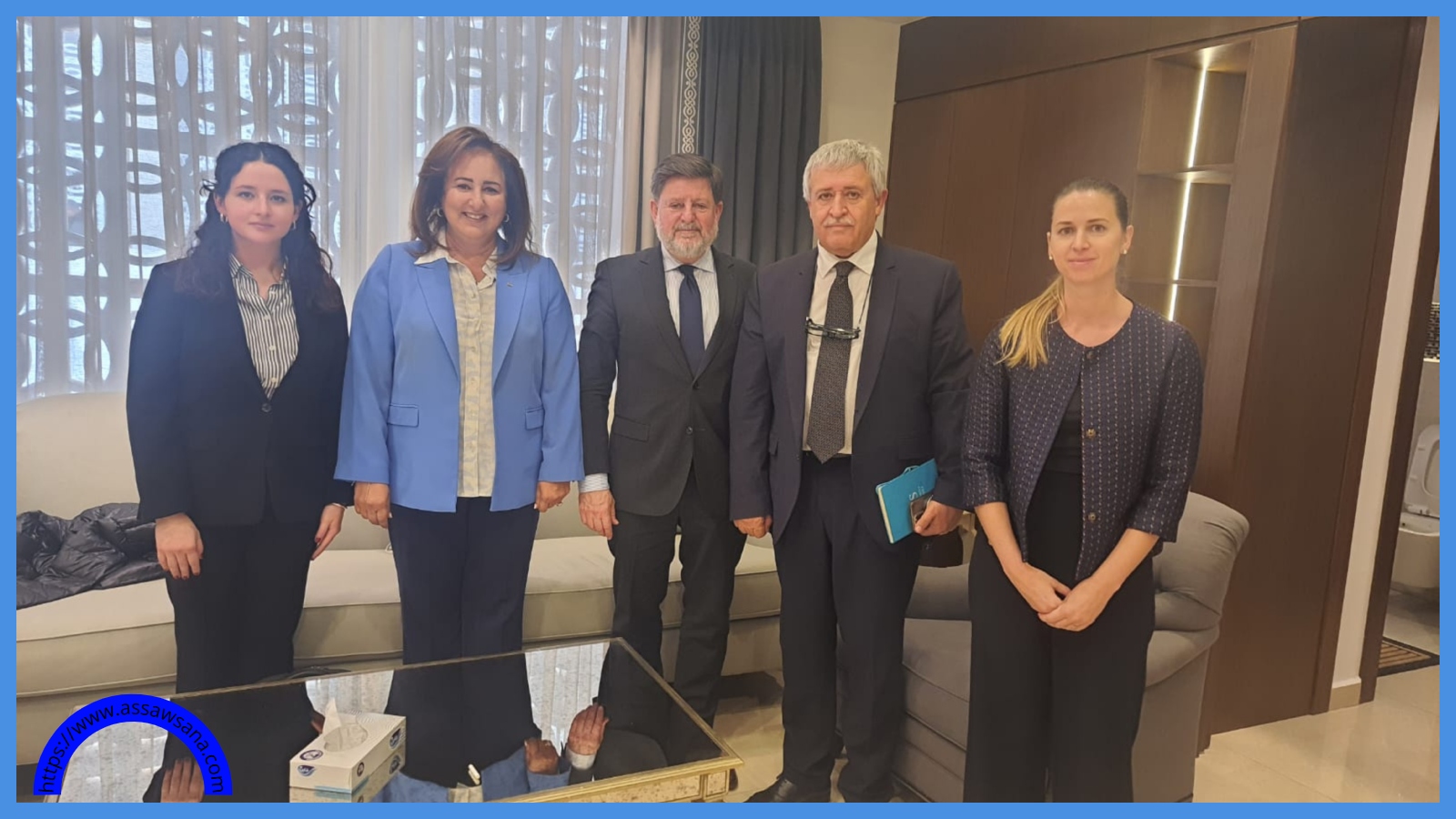 وزير النقل يلتقي مع وفد من منظمة التعاون الاقتصادي