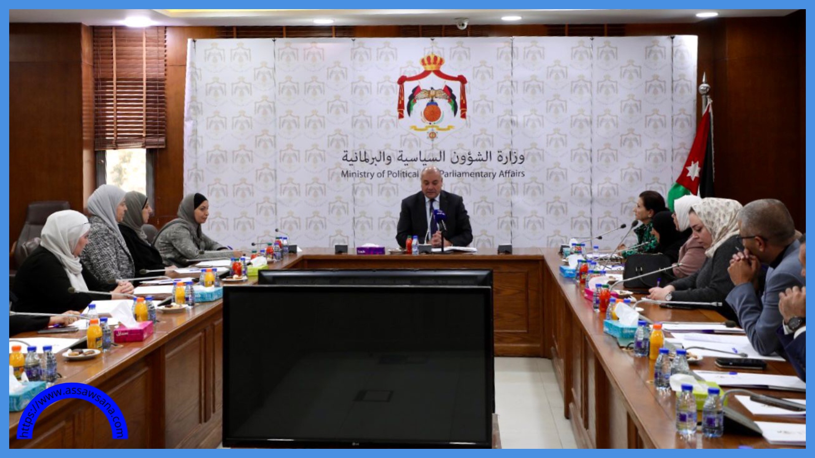 العودات يلتقي وفداً من الاتحاد النسائي