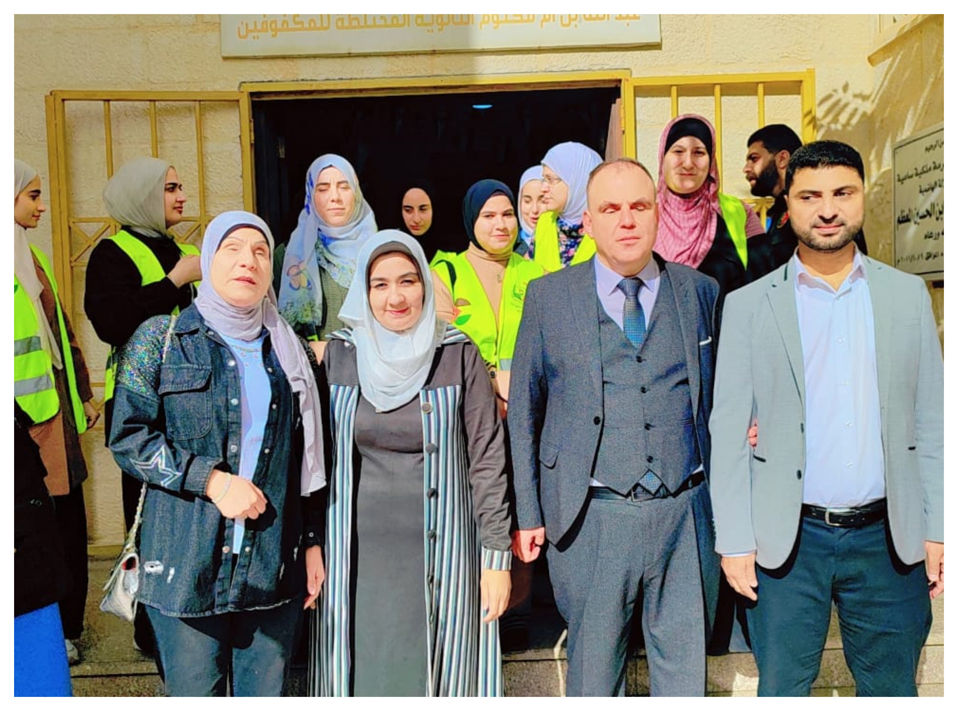 “نَرى بقلوبِنا”… عرضٌ مُبهر يجسّد الطاقة الإيجابية 