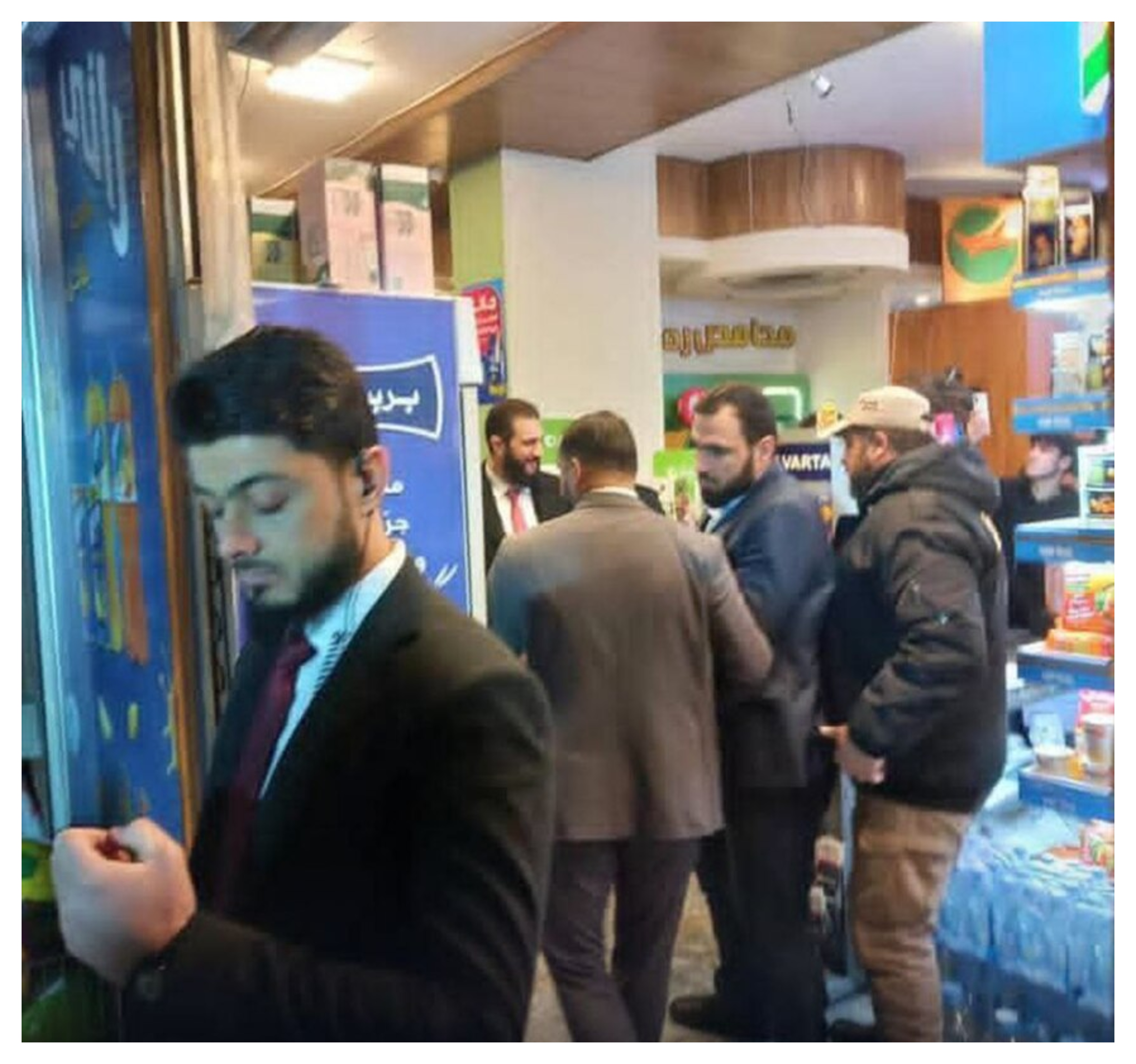 ما الرسائل الخفية وراء ظهور الشرع في دمشق بعد شائعات الاغتيال  ..  فيديو 