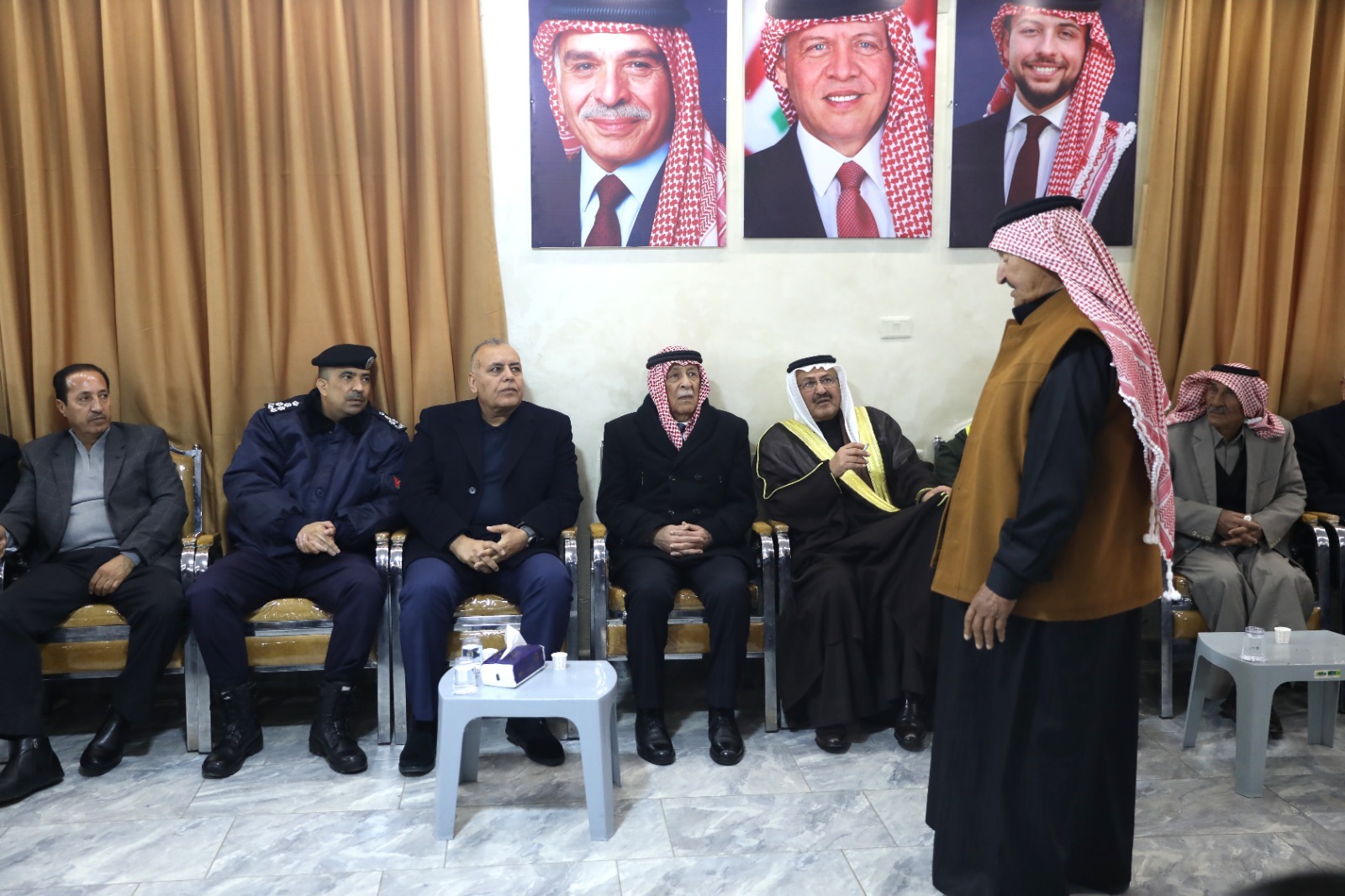 العيسوي يعزي عشائر الكركي و"الحاج علي" والعبادي والنجادا والصمادي