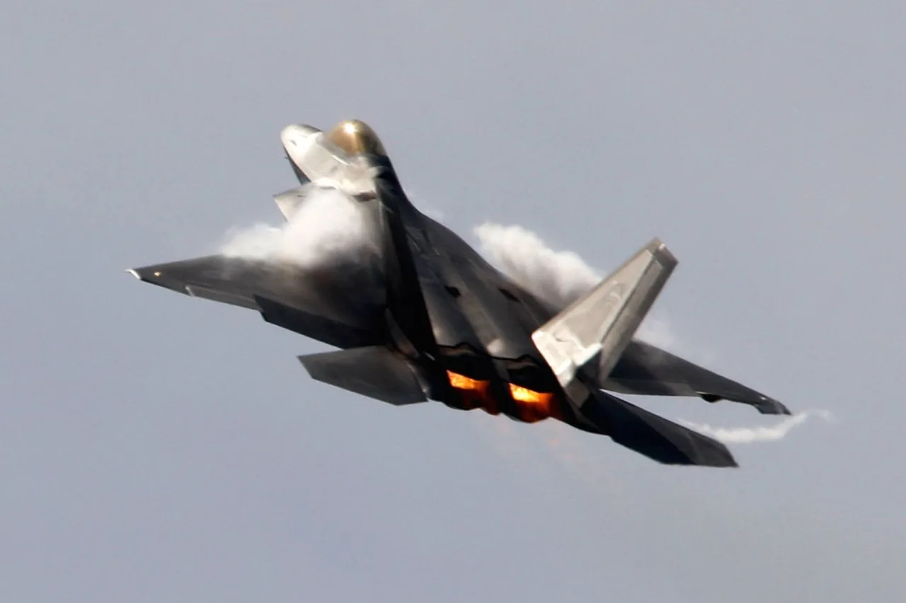 رسالة ردع أميركية: نشر مقاتلات F-22 في قاعدة إسرائيلية