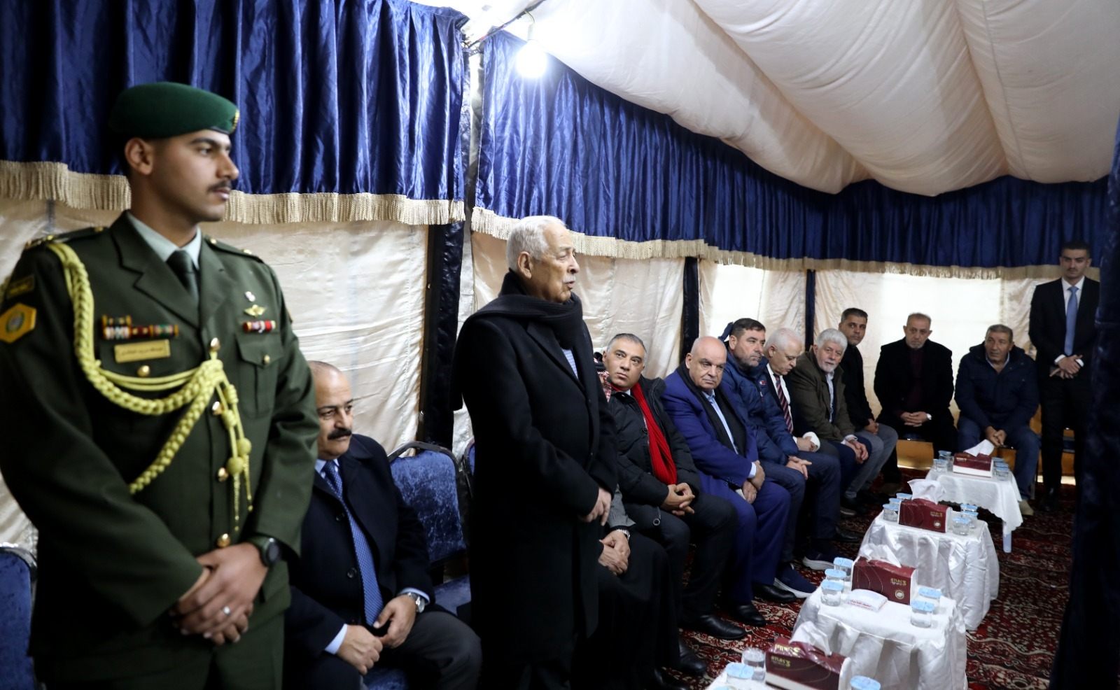 مندوبا عن الملك وولي العهد ..  العيسوي يعزي عشائر الشوابكة والغويري والبلوش