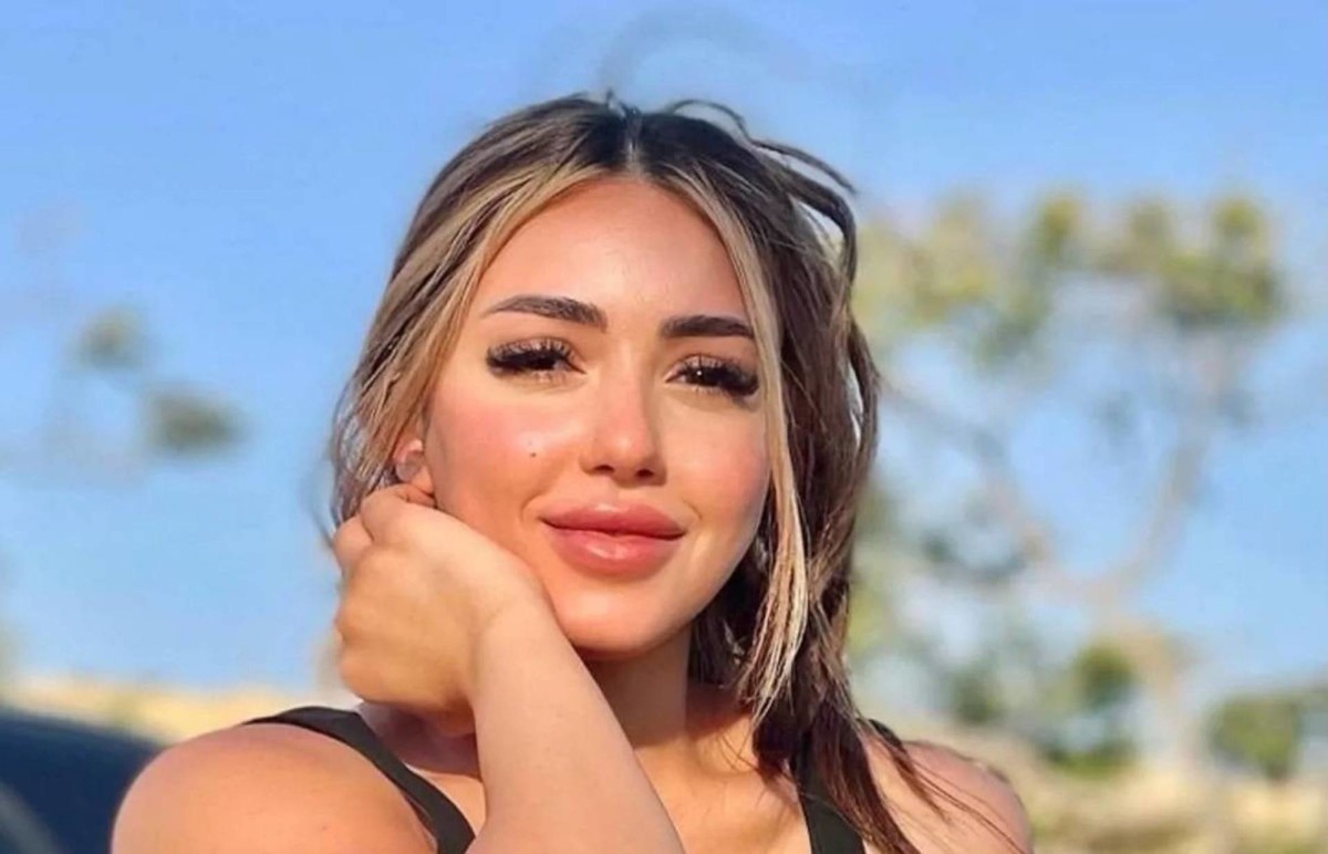 بعد غياب 9 سنوات ..  سارة سلامة تعود الى الساحة الفنية 
