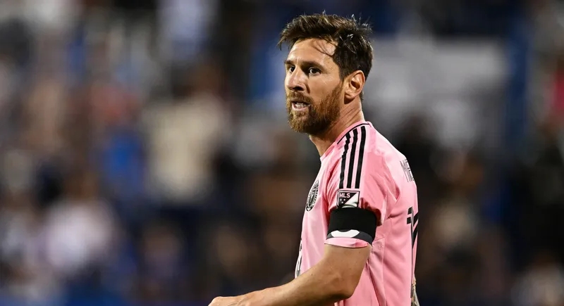 إصابة عضلية خفيفة تبعد ميسي مؤقتًا عن إنتر ميامي