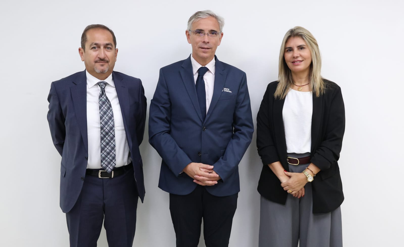 اللجنة الأولمبية تستقبل رئيس الاتحاد الدولي للترايثلون