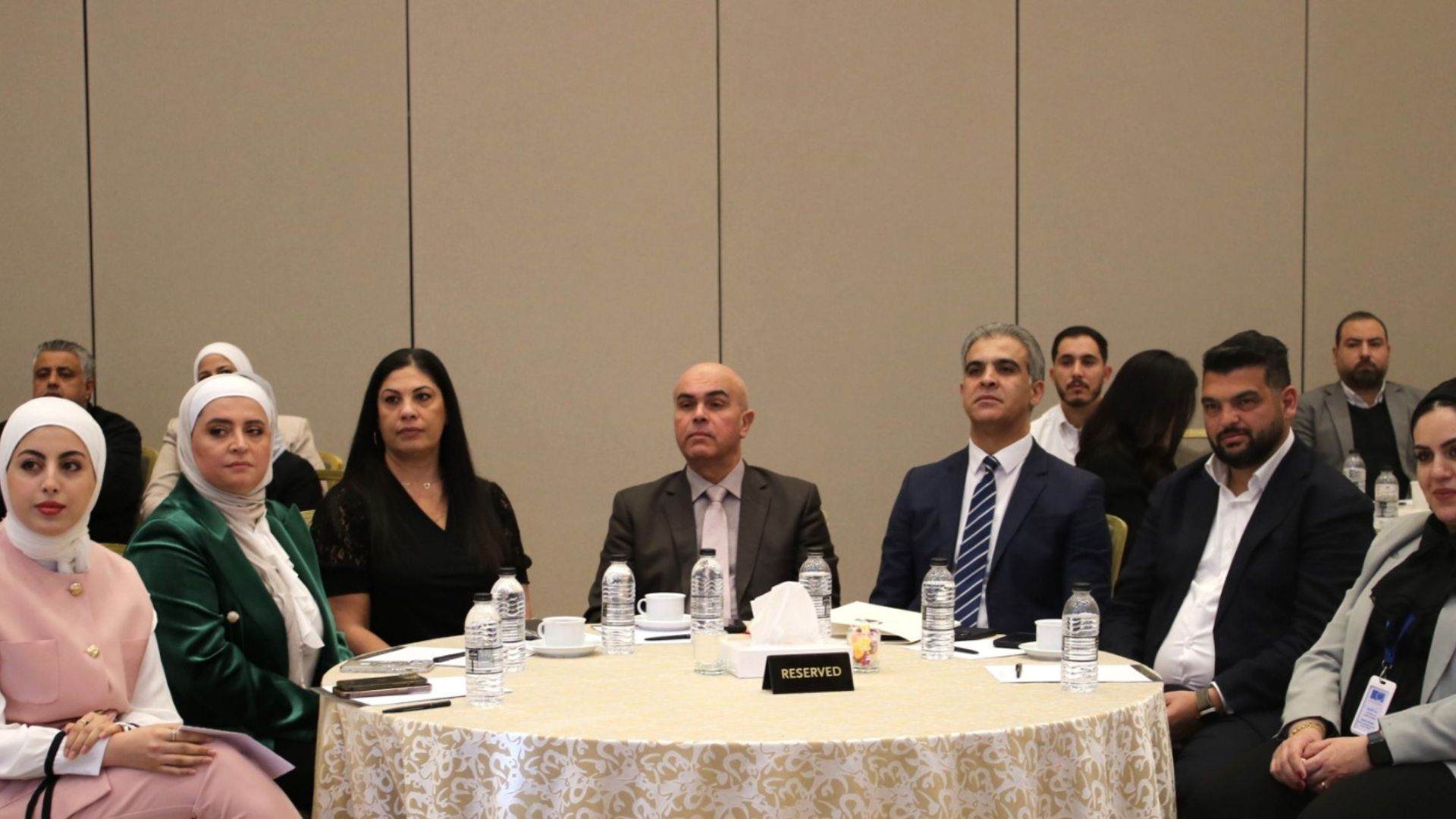 أطلاق الأدلة المساندة لتعزيز التثقيف الصحي للعاملين بالمصانع