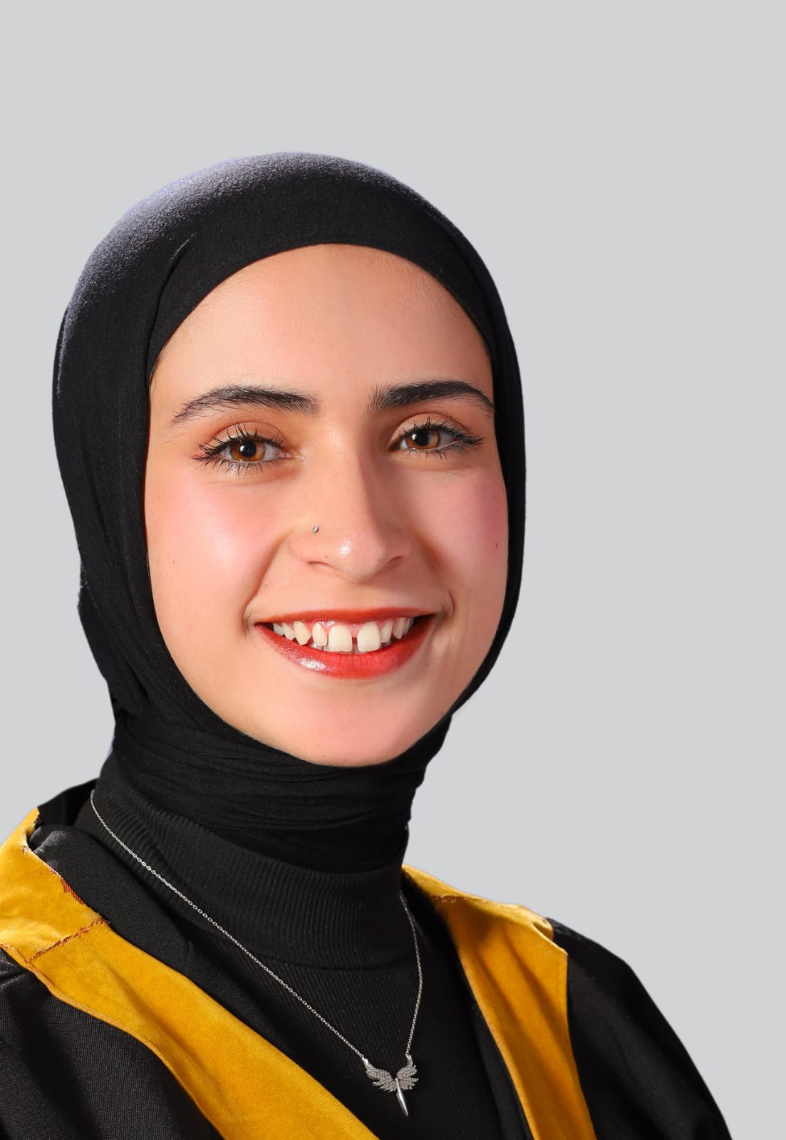 ما بين التّسليم والرّفض المُتعلِّق