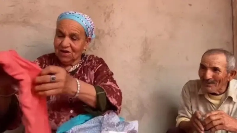 النجومية الرقمية للمسنّين تثير جدلًا في المغرب