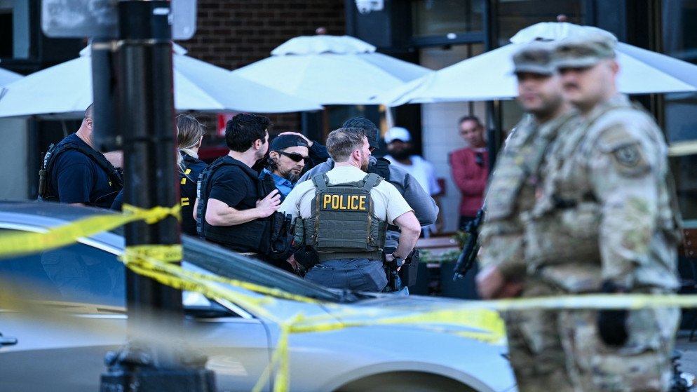 الولايات المتحدة تعلق طلبات الهجرة من الأفغان بعد هجوم مسلح