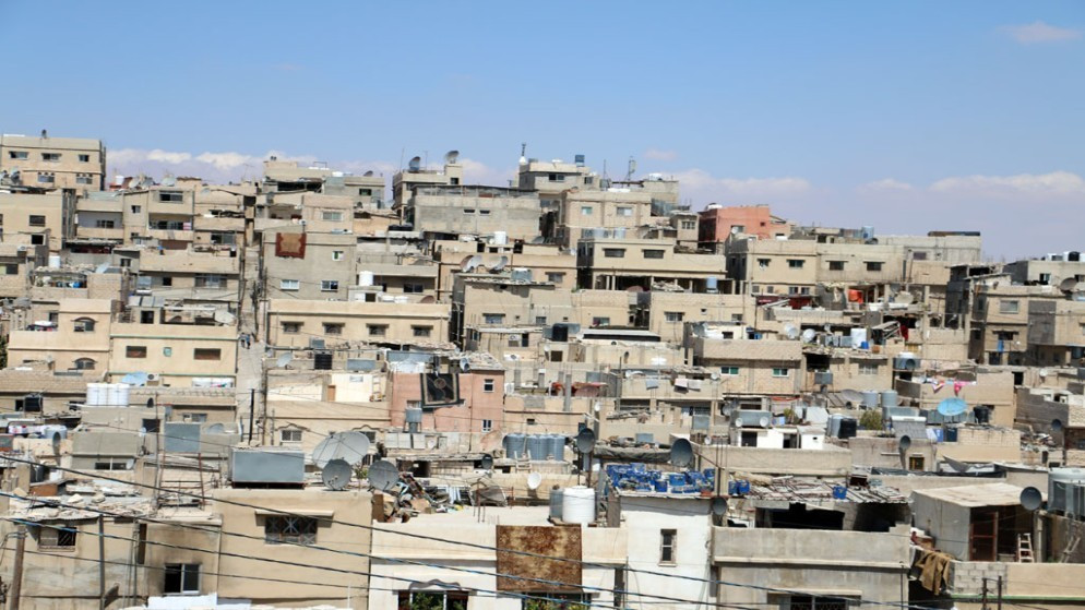 قرار حكومي بشأن أراضي المواطنين المقام عليها مخيمات