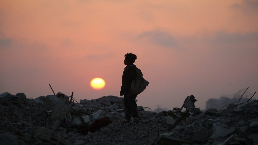 الصفدي ونظيره المصري يبحثان تحضيرات المؤتمر لإعمار غزة