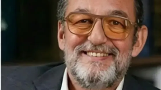 في يوم رحيله ..  مشهد الوداع الأخير للفنان محمد مرزيان في ورد على فل وياسمين