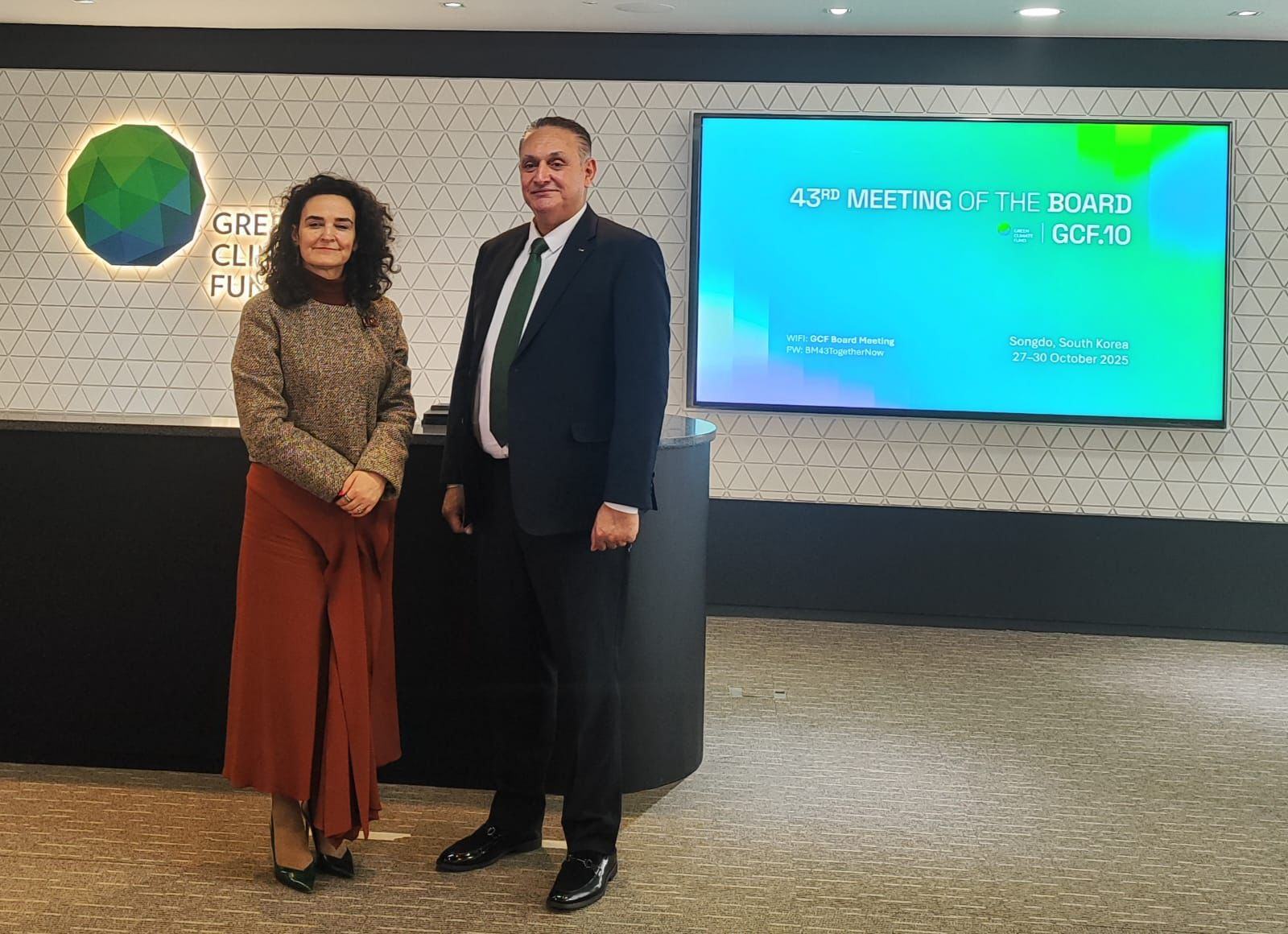 وزير البيئة يزور المقر الرئيسي لصندوق المناخ الأخضر في سيؤول