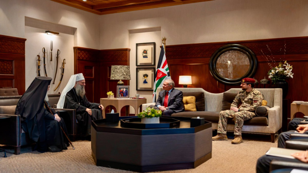 الملك يؤكد أهمية الحفاظ على الوجود المسيحي بالشرق الأوسط