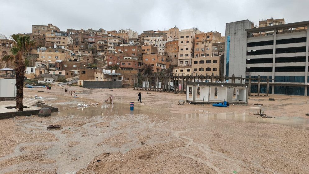 حسان يوجّه لوضع جميع الإمكانيات لمعالجة أضرار الأحوال الجوية