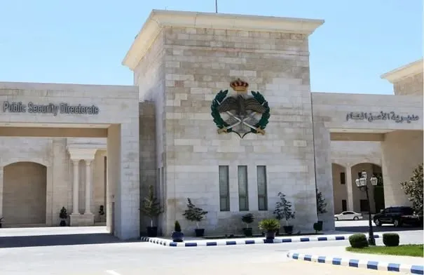 توقيف شخص نشر أخبارًا كاذبة باسم الأمن العام في الأزرق